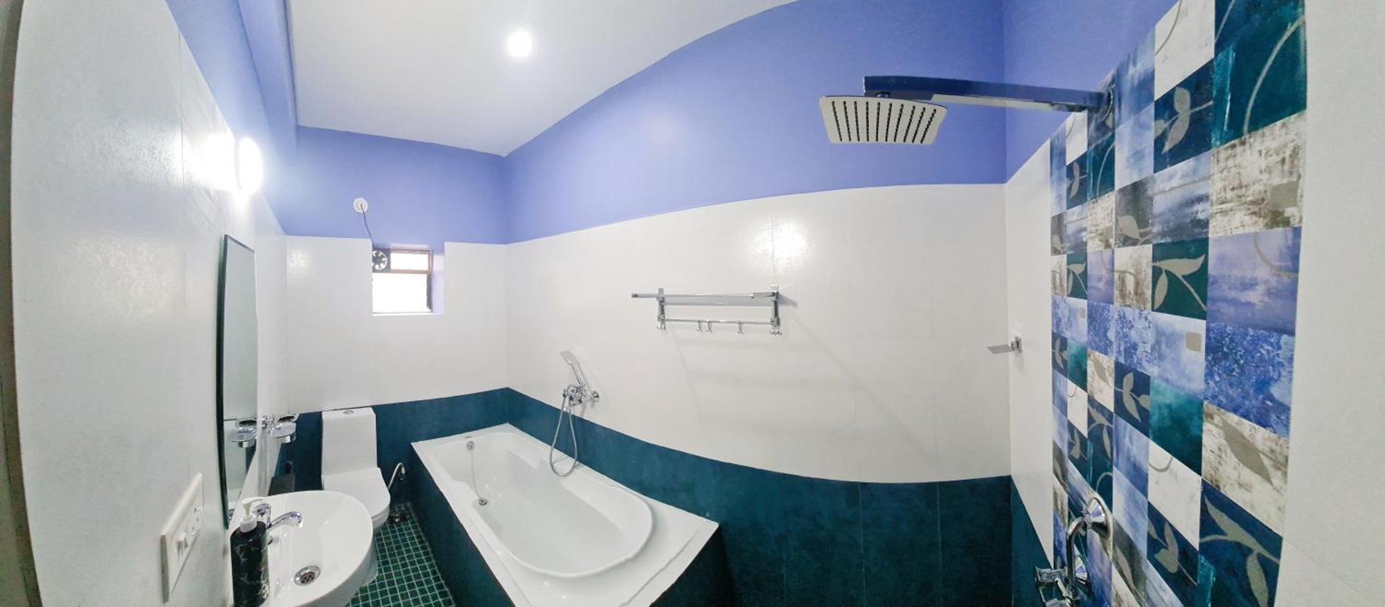Happy Moon Homestay Aldona Bagian luar foto